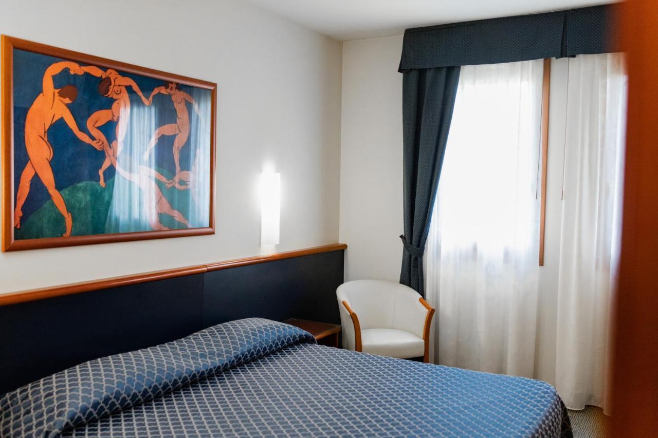 Hotel Crystal Preganziol Extérieur photo
